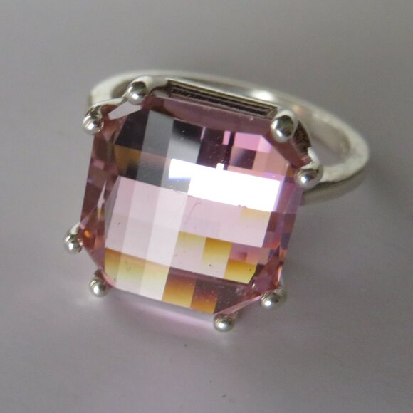 Huge Lab Pink Garnet With Rare Erbium Metal Pink Padparadscha Color Change Ring - Picture 3 of 17